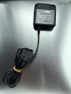 NTT DoCoMo ACアダプタ N003 充電器
