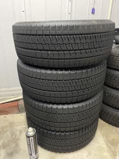 スタッドレスタイヤ4本　205/55 R16のサムネイル