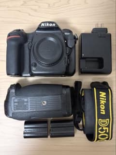 nikon D500 ＋ バッテリーグリップ MB-D17 - メルカリ