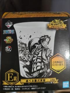 ONE PIECE 메모리얼 로그 컵