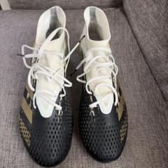 adidas サッカースパイク　プレデター　SGのサムネイル