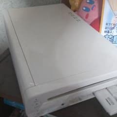 WiiU本体　HDMI未付属　SDカード8ギガ付きのサムネイル