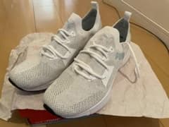 ★PUMA ランニングシューズ　26.5★のサムネイル