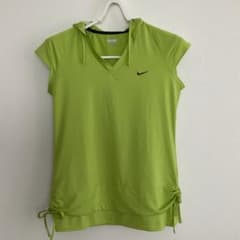 NIKE レディース　Tシャツ　パーカー