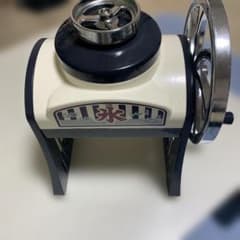 手動式 かき氷機 ふわふわ シャリシャリのサムネイル