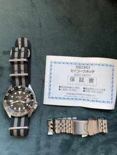 美品SEIKO 5  sport GMT 自動巻　SBSC001のサムネイル