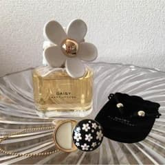 summar様専用 MARC JACOBS  DAISYセットのサムネイル