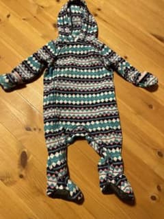 patagonia フリースロンパース 3-6M(大きめ)のサムネイル