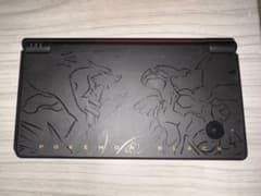 限定品　ポケモン　ホワイト　ニンテンドーDSi レシラム・ゼクロム エディションのサムネイル