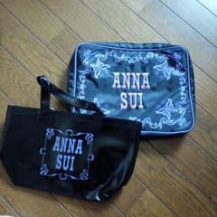 ANNA SUIの大きめポーチとミニバッグセットのサムネイル