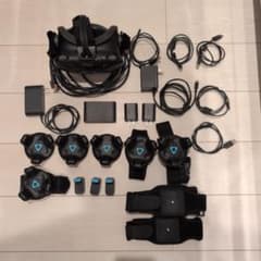 Y*_様 HTC VIVE VRシステム 写真にあるもの全て - メルカリ