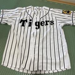 阪神タイガース ユニフォームのサムネイル