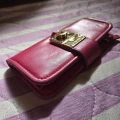 【美品】miu miu ピンク 長財布 金具留め具付きのサムネイル