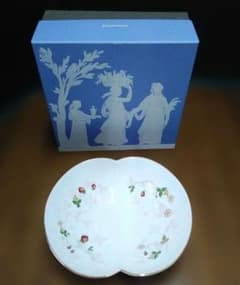 mFe-06.WEDGWOODワイルドストロベリー GマリアージュボールS未使用