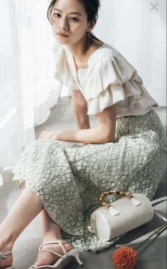 ナチュビNATURALBEAUTYBASICボリュームバルーンスリーブブラウスのサムネイル