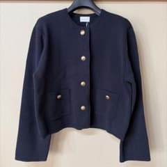 【新品タグ付き】green label relaxing 金ボタン カーディガンのサムネイル
