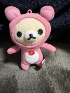 코릴락 쿠마 숲에서 먼지 마스코트