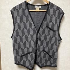 【gorian様専用】ニットベストのサムネイル