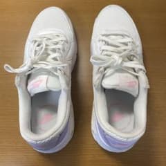 れ*い様 NIKE AIR MAX スニーカー ホワイト ピンク パープルのサムネイル