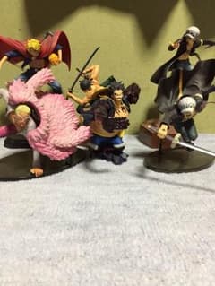 ワンピース フィギュアのサムネイル