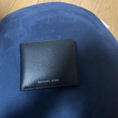 新品/MICHAEL KORS 二つ折り財布 黒のサムネイル