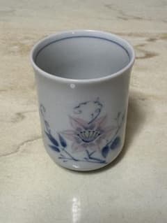 湯呑み 花柄 陶器 山吉 8客のサムネイル