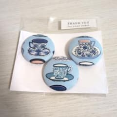【ハンドメイド】くるみボタン マグネット 38mm ティーカップ柄 3個セットのサムネイル