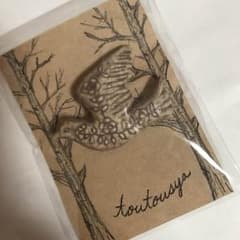 灯々舎 ブローチのサムネイル