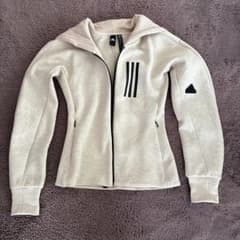 adidas フード付きパーカー Sサイズのサムネイル