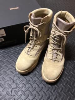 yeezy season4のサムネイル