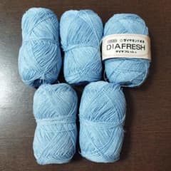 編み物　糸　毛糸　5玉のサムネイル