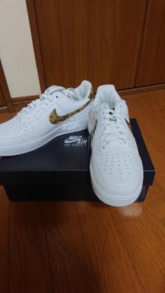 ナイキAF1 LOW スネーク 26cmのサムネイル