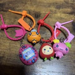 たまごっち カラフルマルチチャームのサムネイル
