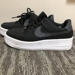 NIKE エアフォース1 厚底のサムネイル