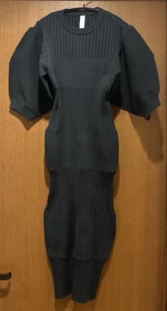 ミ*ト様 【美品】CFCL FLUTED パフスリーブドレス サイズ1 (ダーク