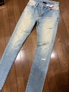 名作 サンローラン エディ デストロイスキニーデニム - メルカリ