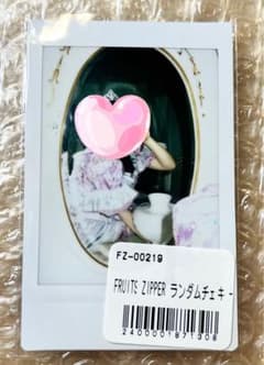 FRUITS ZIPPER ランダムチェキ プリンセス衣装 松本かれん ① - メルカリ