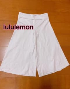 lululemon  ルルレモン ガウチョパンツのサムネイル