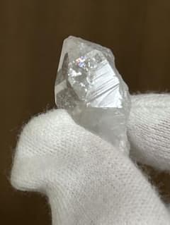 水晶ポイント　ミニポイント　原石　虹入り
