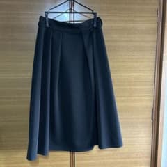ブラック　ミモレ丈　フレアスカートのサムネイル