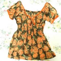 ♡♡♡専用♡♡♡♡♡♡♡♡♡diaシースルー花柄トップスのサムネイル