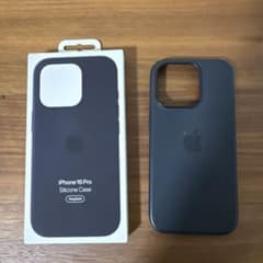 iPhone 16 Pro シリコンケース MagSafe対応 ブラックのサムネイル