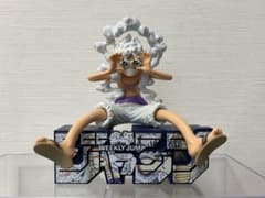 週刊少年ジャンプロゴフィギュア ワンピース GEAR5 100％ KOA ニカ