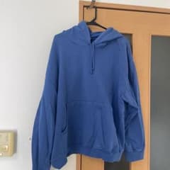 パーカーのサムネイル
