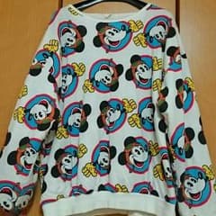 【リバーシブル】Disney　ミッキー　トレーナーのサムネイル