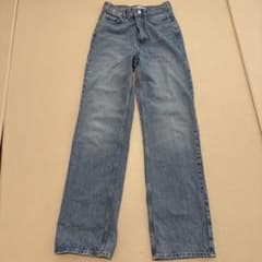 ZARA ライトブルーワイドデニム 34のサムネイル