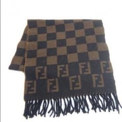 正規品 FENDI マフラーのサムネイル