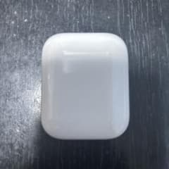 Apple AirPods 充電ケースのサムネイル