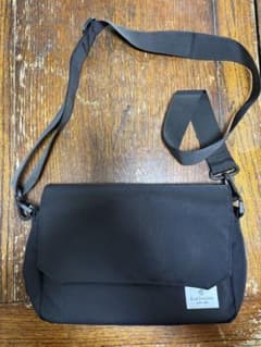 BLACK BLUE SINCERE ショルダーバッグのサムネイル