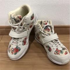 ライカ　フィットネスシューズのサムネイル